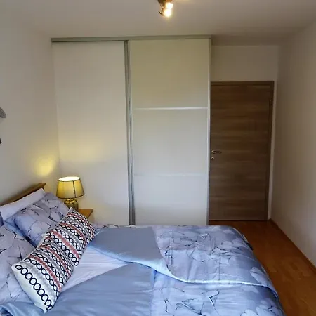 Topic Apartment Nin