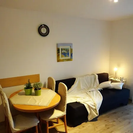 Topic Apartment