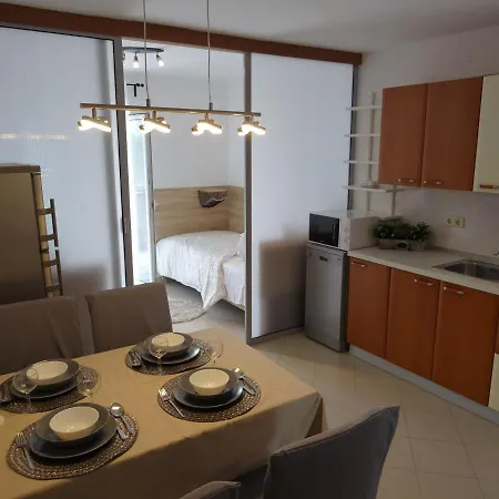 Topic Apartment